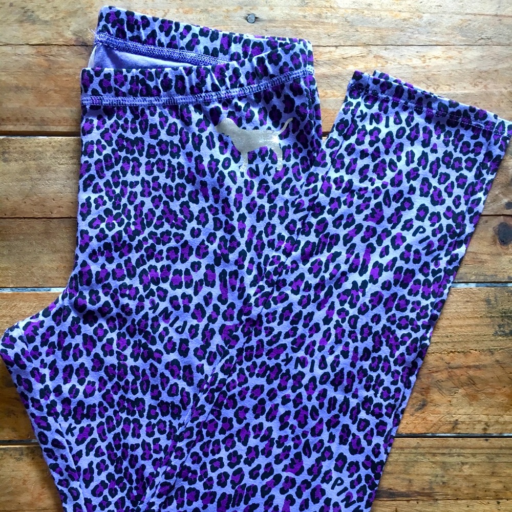 Victoria’s Secret Leggings, Size Medium
